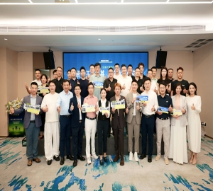 合规新局 水光焕新 | 东国粉墨・国民白嫩水正式面向全国启航